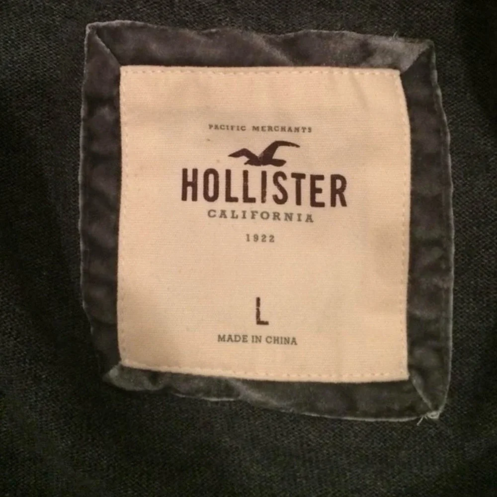 Hollister Co. VTG 2000s Women’s Preppy Dark Grey Open Ruffled Cardigan — LARGE